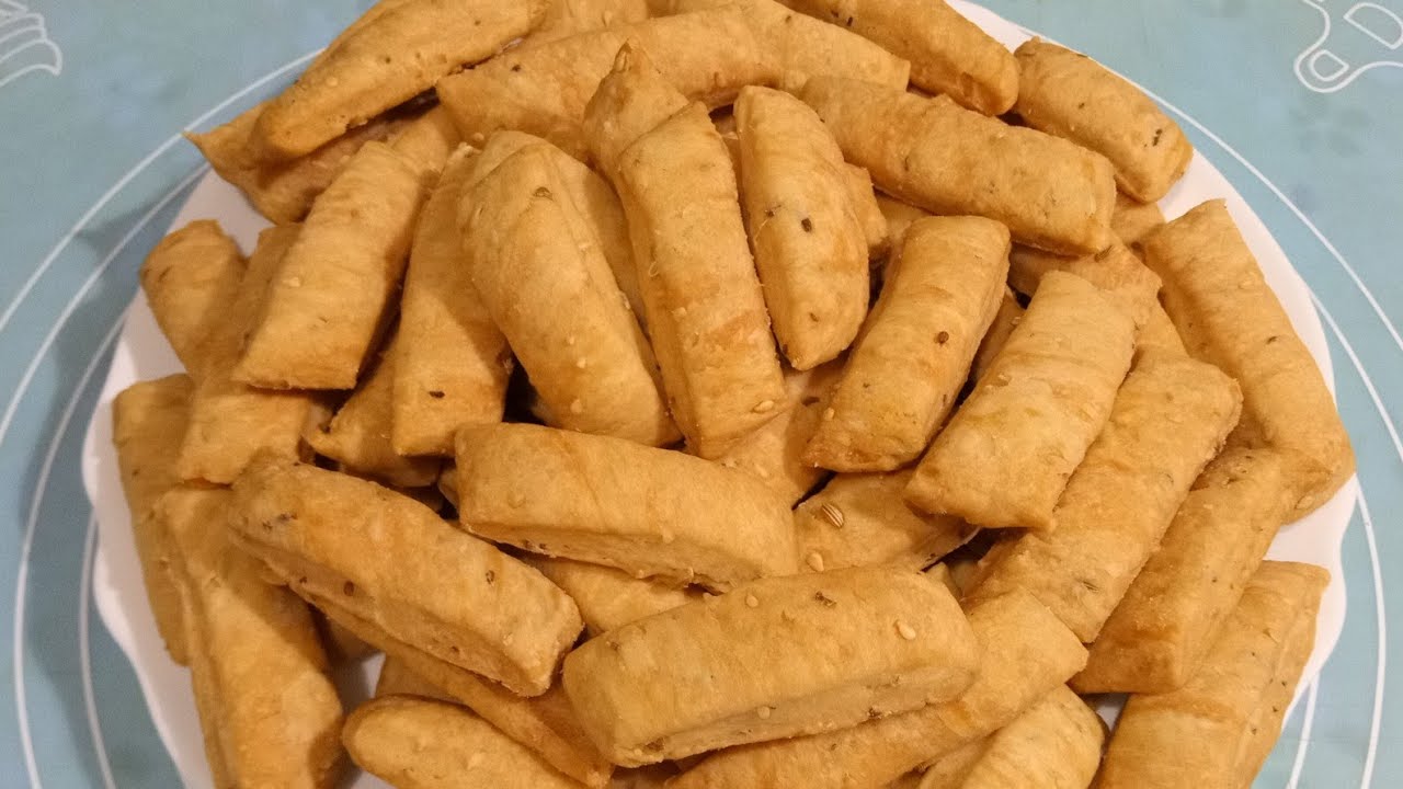 قراقيش اليانسون والسمسم