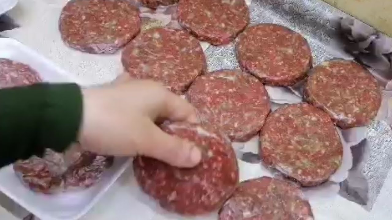 طريقة عمل عجينة برجر اللحم