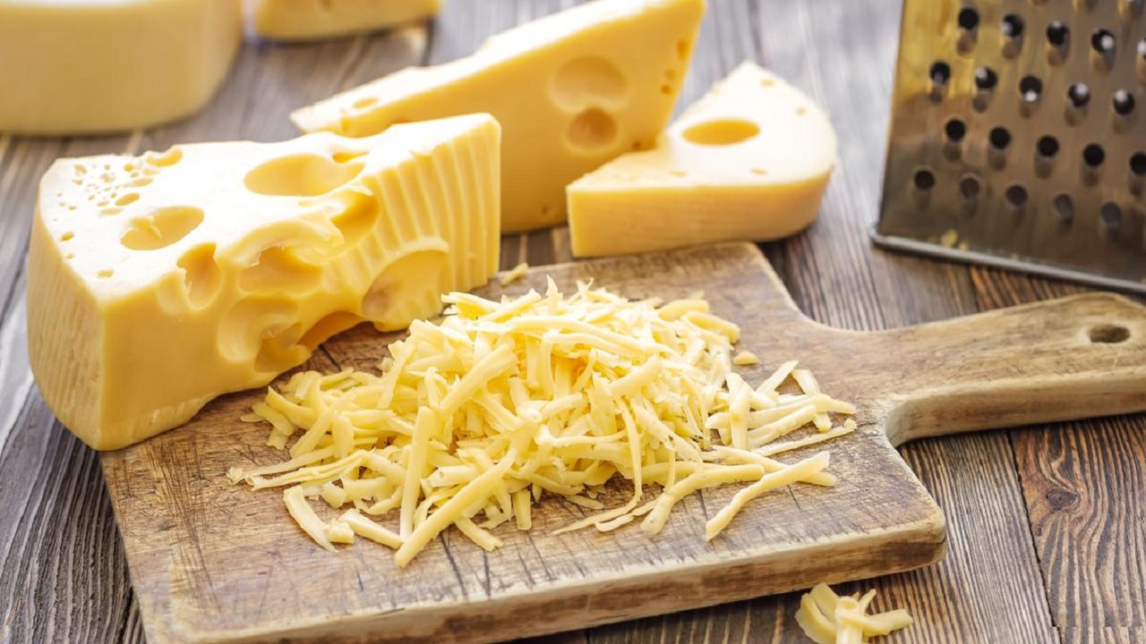 طريقة عمل الجبنة الرومي في البيت