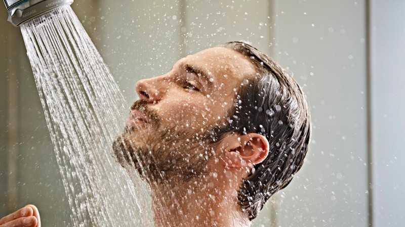 كيف يسبب الاستحمام بالماء الساخن تلف أهم اعضاءك