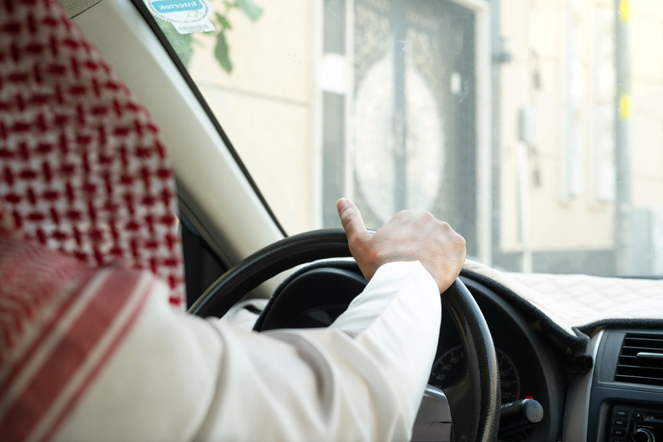 كيفية نقل كفالة سائق خاص للمرأة 2022 في السعودية