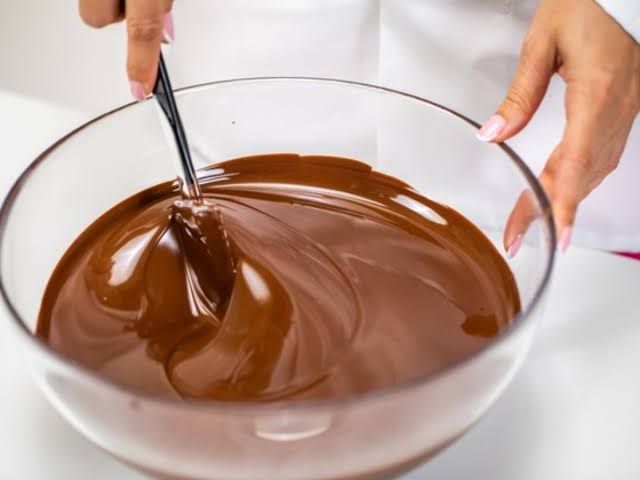 طريقة عمل صوص الشوكولاتة بالكاكاو
