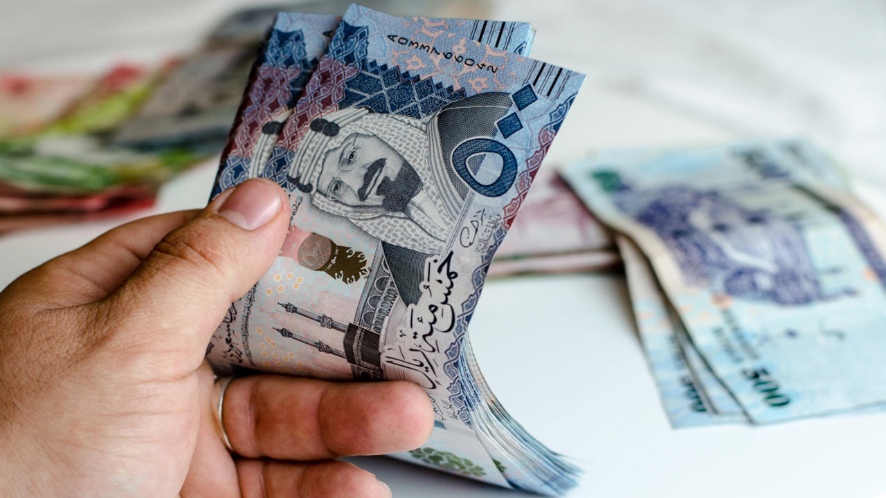 برنامج التمويل الشخصي "دفعات"بدون رسوم إدارية بنك الرياض