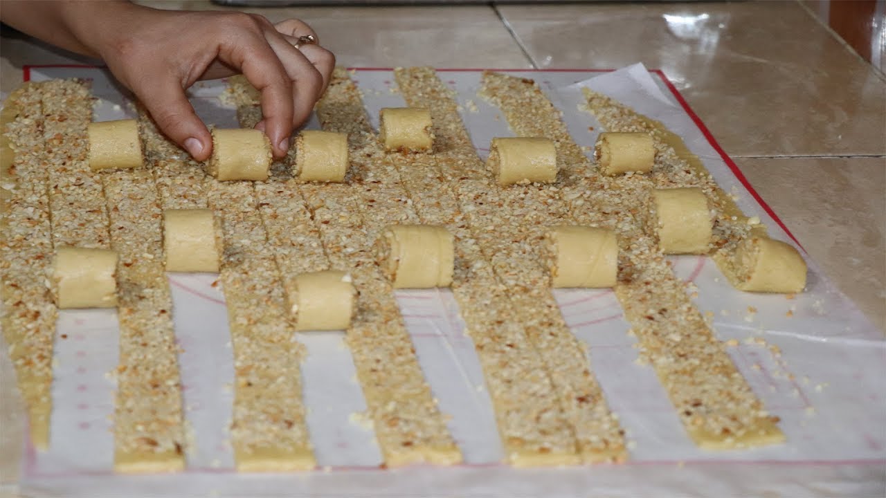 طريقة تحضير الحلوى التركية البسيطة بنصف كوب من الزبادي في وقت سريع