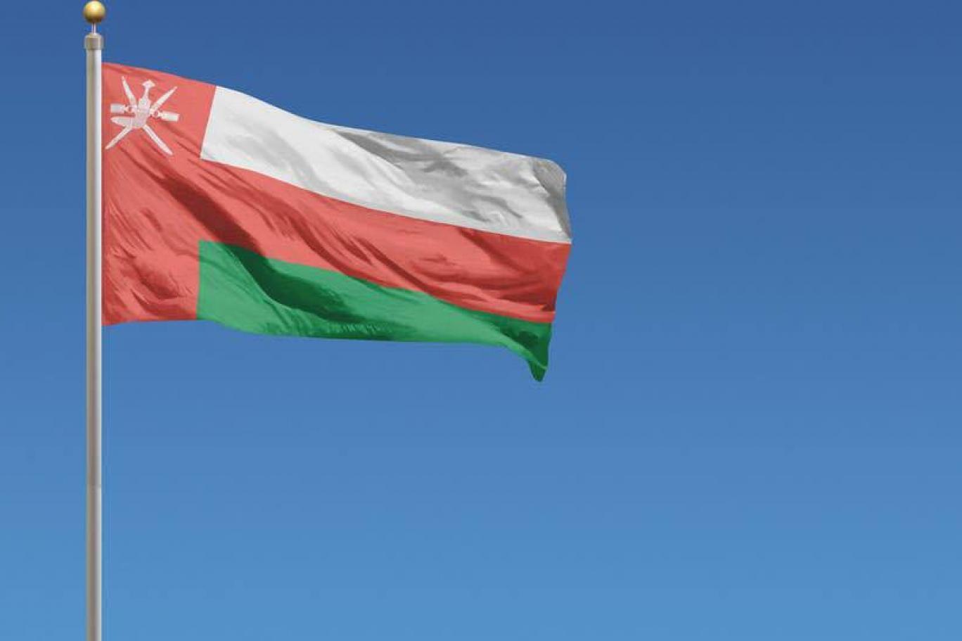 غرامات عدم السفر في الميعاد المحدد في سلطنة عمان