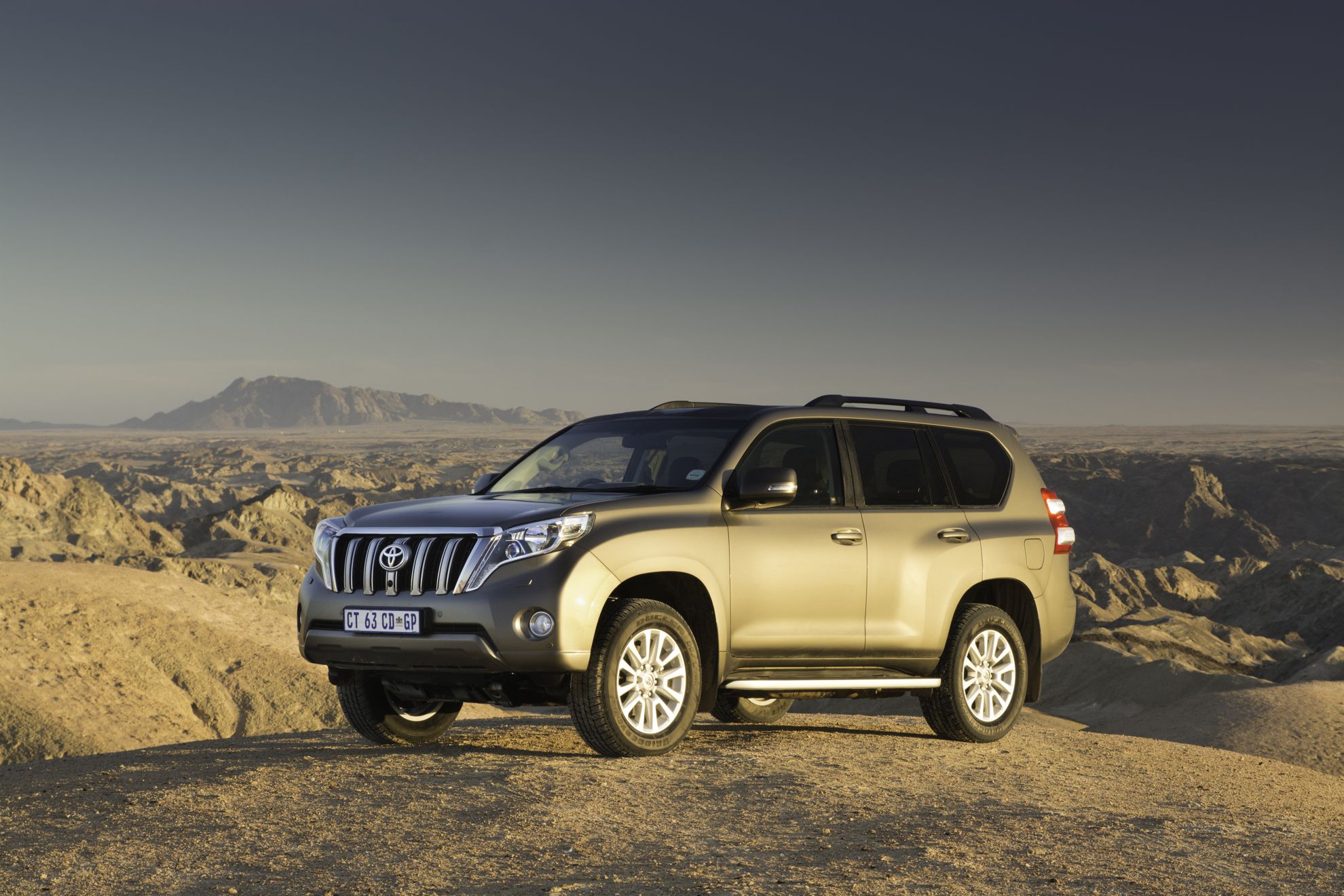 land cruiser prado 2023