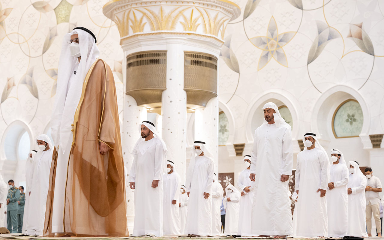 موعد صلاة عيد الفطر 2022 في أبو ظبي و دبي والشارقة || توقيت صلاة العيد في الامارات 2022 - 1443 لجميع المدن