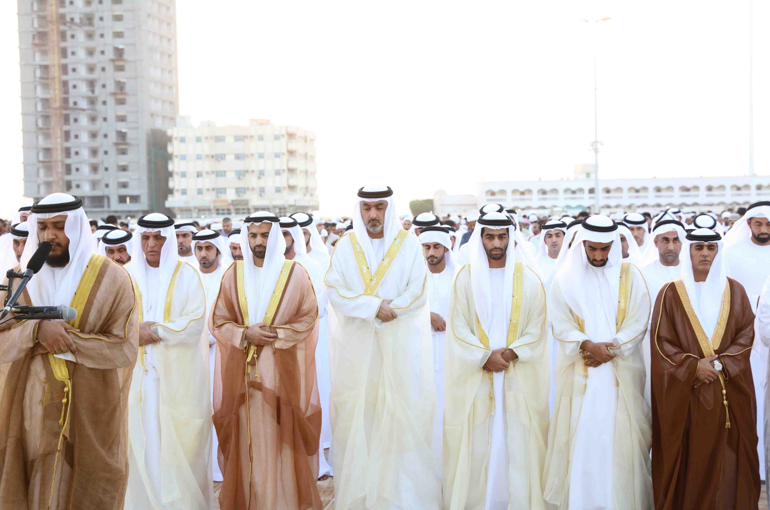 موعد صلاة عيد الفطر 2022 في الامارات || توقيت صلاة العيد في دبي و أبو ظبي 2022 - 1443 والمساجد التي تقام فيها صلاة عيد الفطر في الامارات
