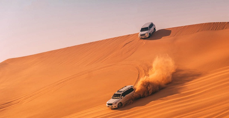أفضل سيارات دفع رباعي مستعملة نيسان لاند كروزر الإمارات