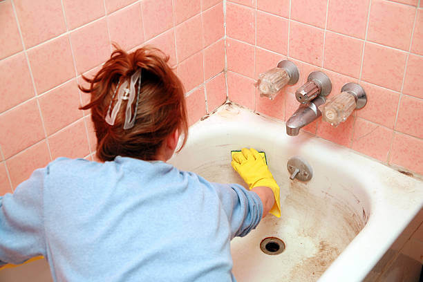 خلطات سحرية لتنظيف الحمامات والمطابخ من التكلسات بدون تعب ومجهود
