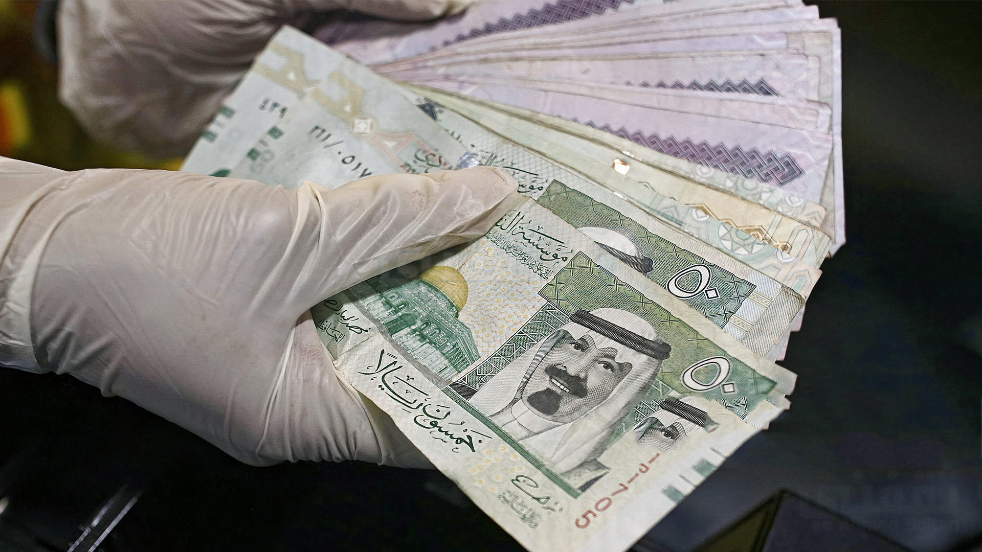 استخدم تمويل سريع بدون الكفيل 300 الف في السعودية