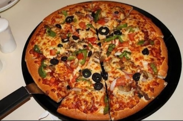 طريقة عمل البيتزا السايلة وعجينة البيتزا الجديدة