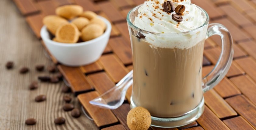 طريقة صنع قهوة مثلجة الأيس كريم
