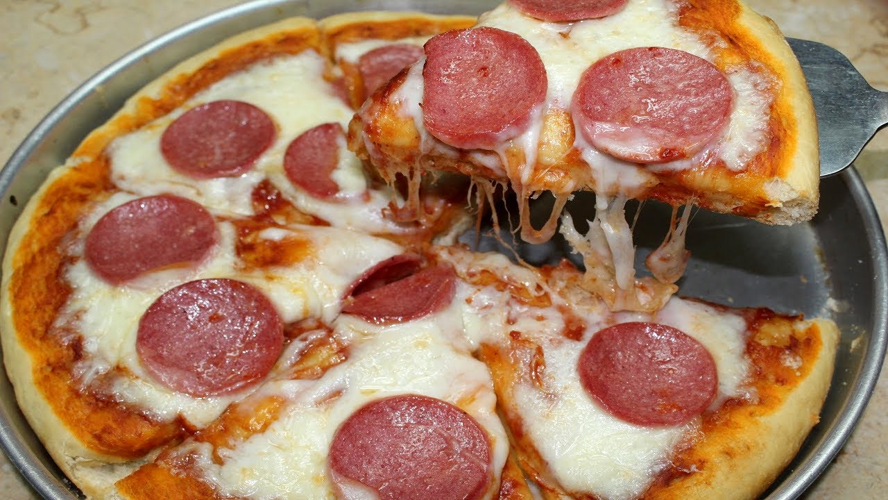 عجينة البيتزا الطرية