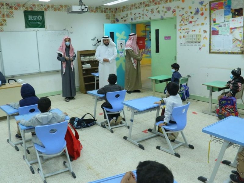 كم عدد المدارس المتبقية في الكويت حسب التقويم الأكاديمي 2022-2023 الكويت