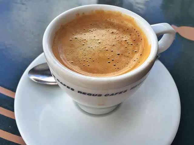 Comment faire du café français avec du lait d’une manière délicieuse et merveilleuse