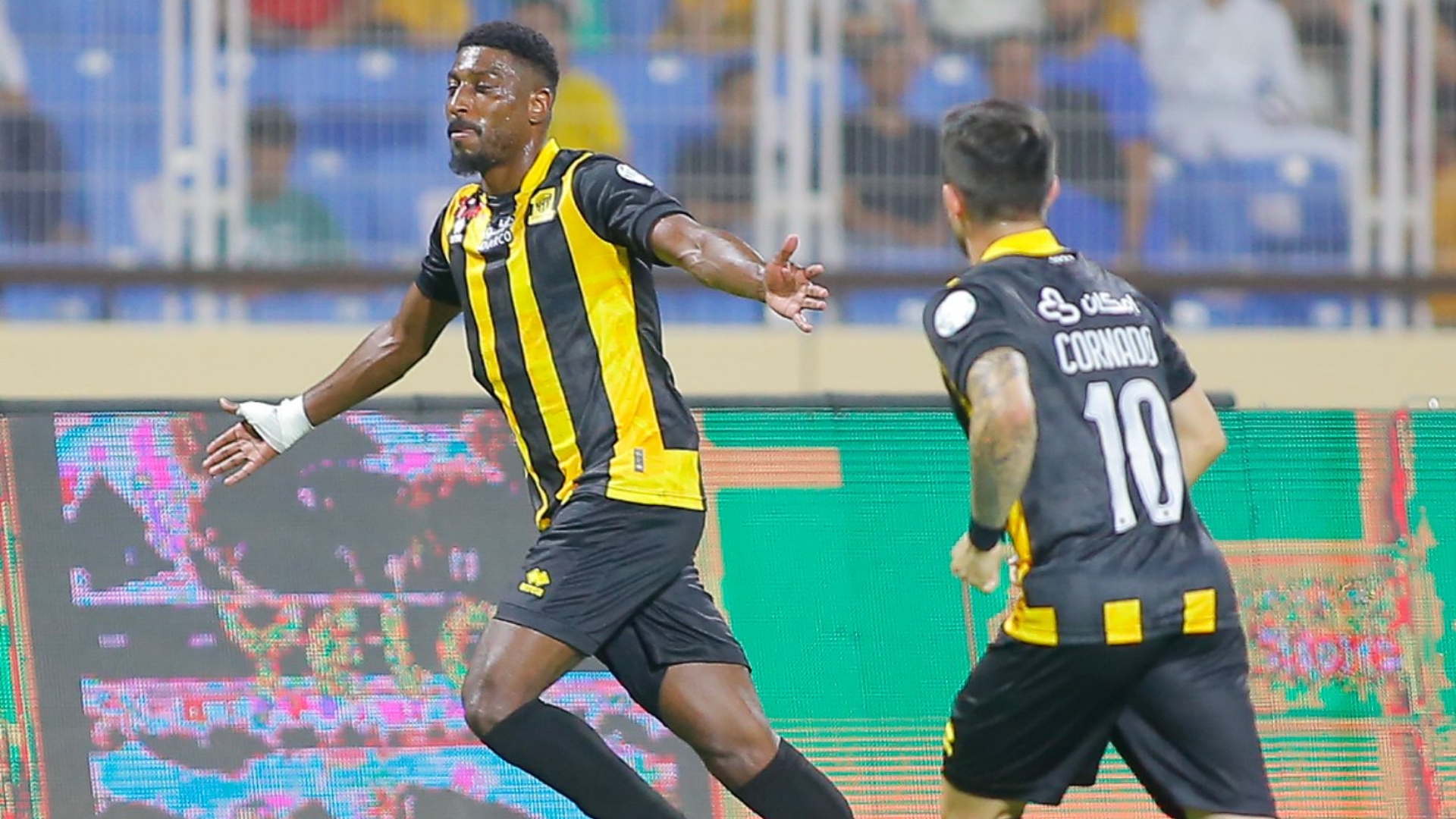 تاريخ منافسات الاتحاد والنصر