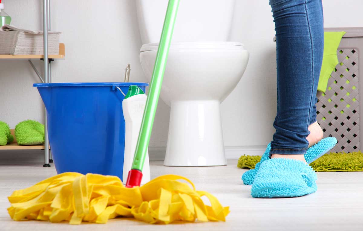 خلطات سهلة وبسيطة لتنظيف الأرضيات والسيراميك للمطابخ والحمامات