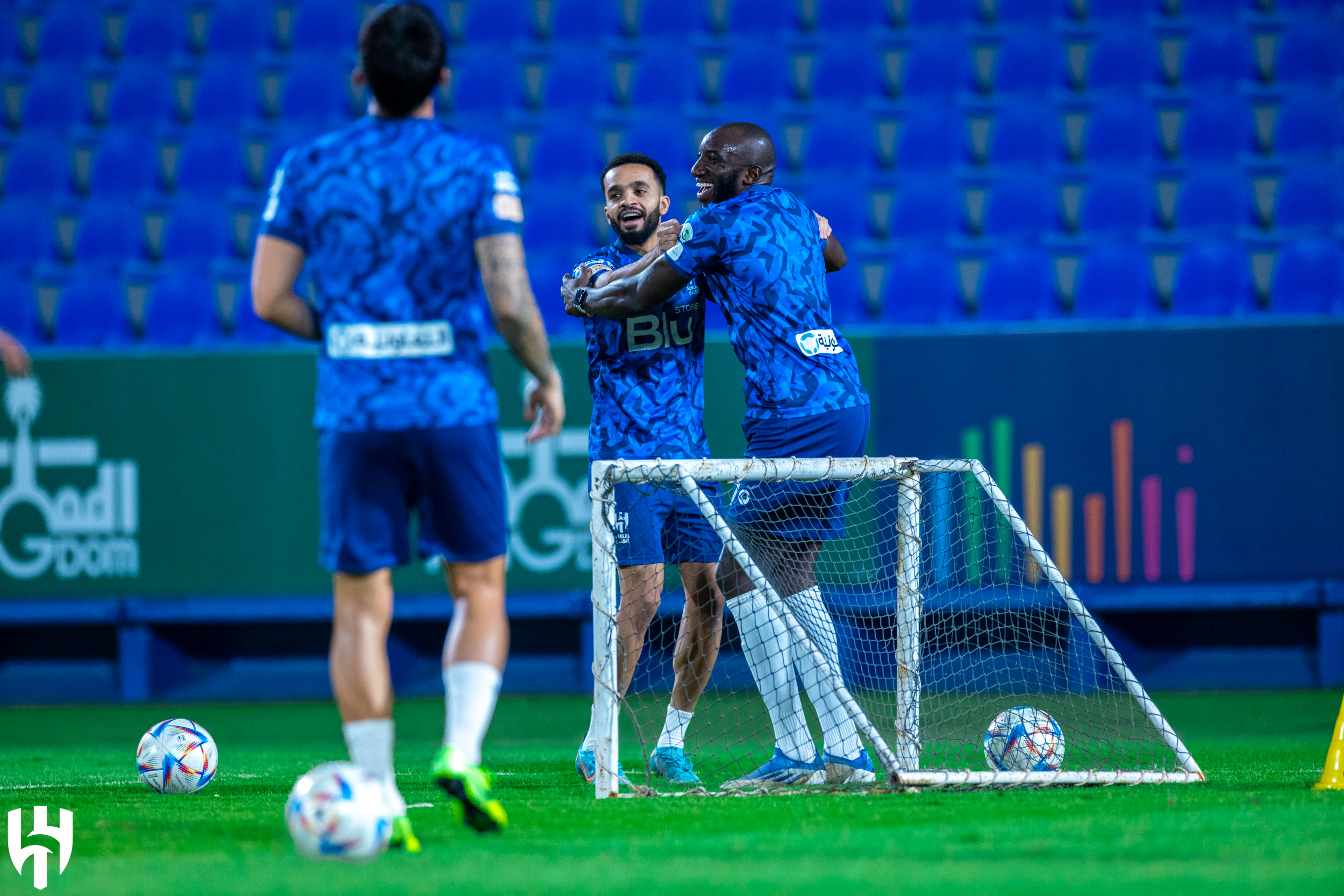 موعد مباراة الهلال والطائي