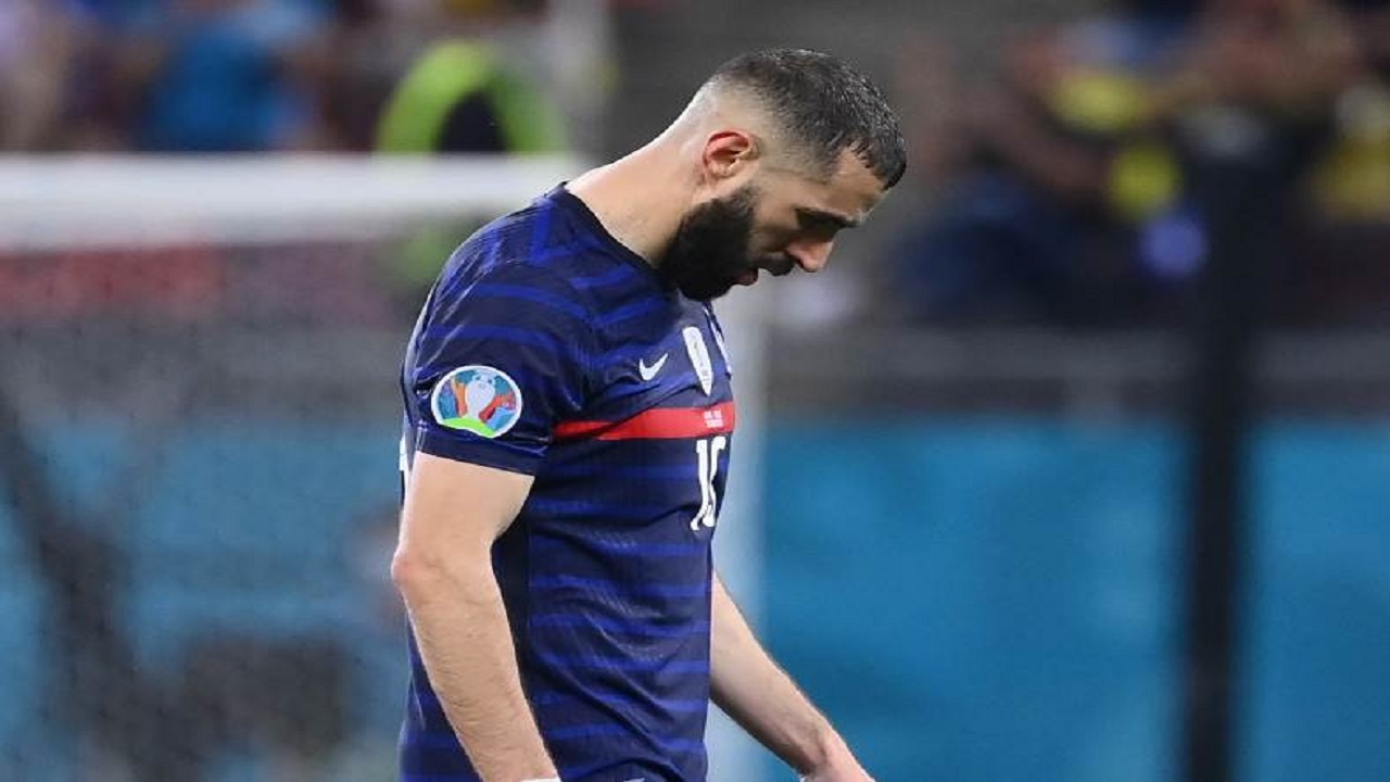 بعد استبعاده من كأس العالم قطر 2022.. أول تعليق من اللاعب «كريم بنزيما» والأتحاد الفرنسي يوضح السبب