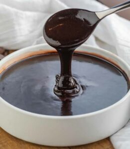 طريقة عمل صوص الشوكولاتة الاقتصادي