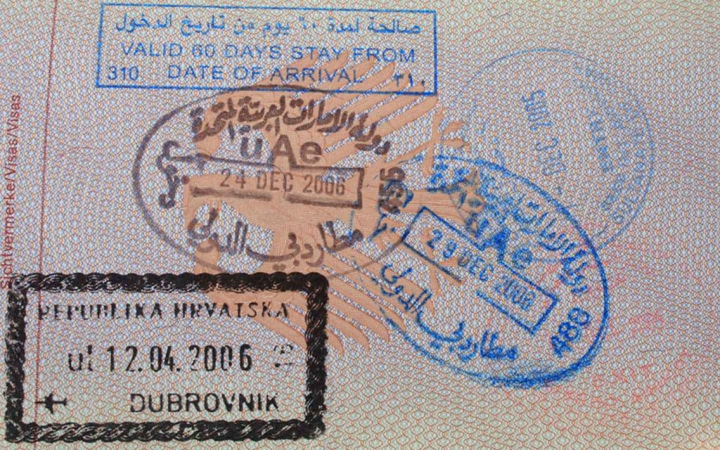 سعر إصدار تأشيرة الإمارات السياحية