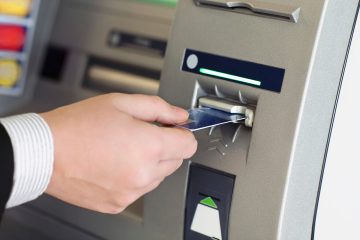 طريقة سحب الفلوس من ماكينة الصراف الآلي بدون فيزا بفودافون كاش في ثواني