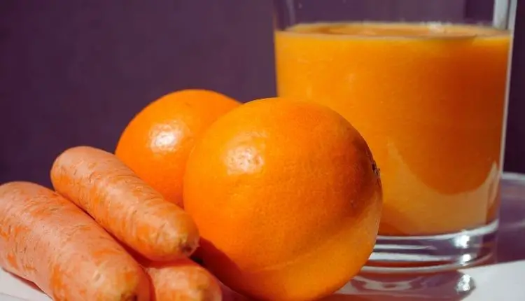 كيفية تخزين عصير البرتقال بالجزر لشهر رمضان المبارك 