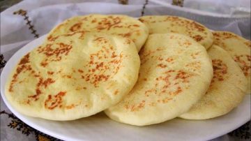 اصنعي بنفسك عيش الطاسة لسحور رمضان بطريقة سهلة وبسيطة رمضان 2023