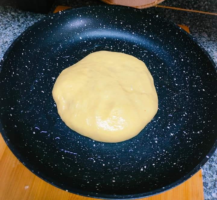 طريقة عمل بيتزا الطاسة