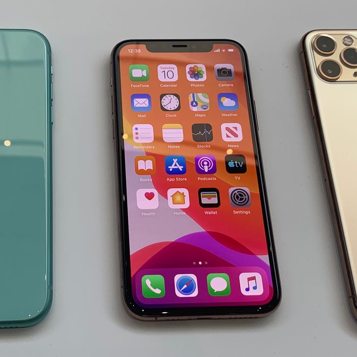 مواصفات كاميرات وشاشة iPhone 11 Pro max