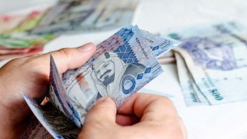 بموافقة فورية بنك الراجحي يعطي تمويل شخصي حتي لو عليك ايقاف خدمات السداد على أقساط ميسرة 5 سنوات
