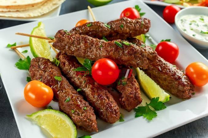 مع قرب عيد الأضحى … أسرار عدم انكماش الكفتة المشوية عمرها ما تخطر على بالك جربيها وهتفرحى من النتيجة