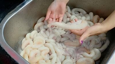 بطريقة خطيرة… نضفى الممبار والكرشة من غير مجهود في دقائق معدودة بمكون واحد فقط