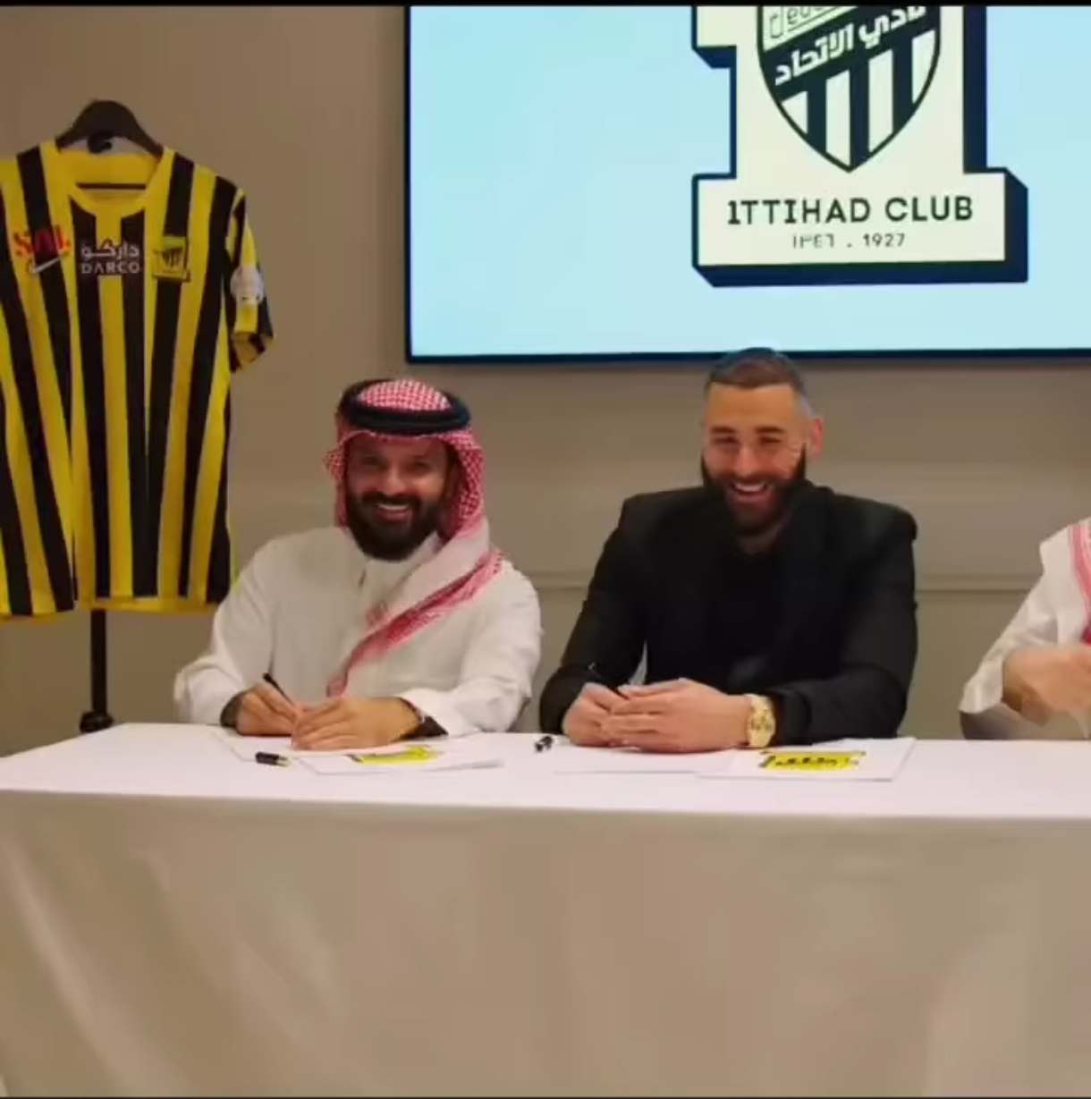 كريم بنزيما مع نادي الاتحاد
