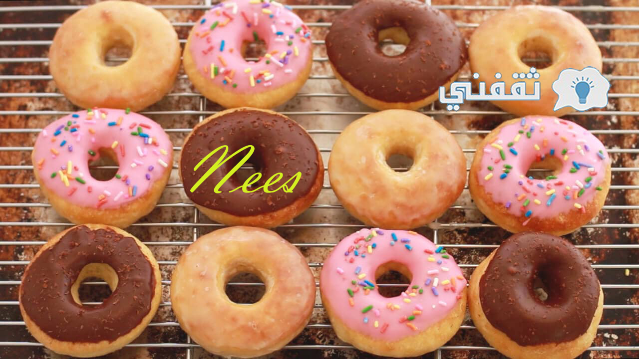 ما هي مكونات الدونات الهشة؟