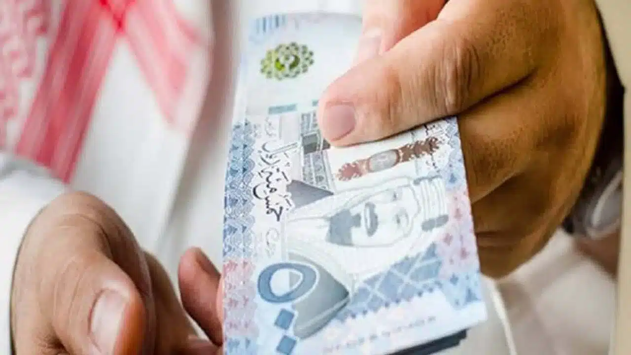 مكرمة عيد الأضحى 1444 متى تنزل لمستفيدي الضمان الاجتماعي المطور