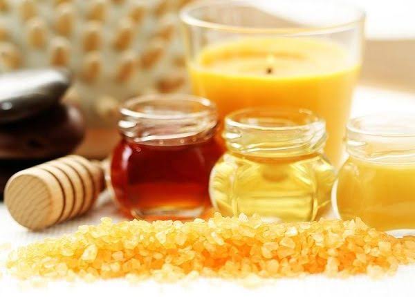 كريم شمع العسل لترطيب البشرة