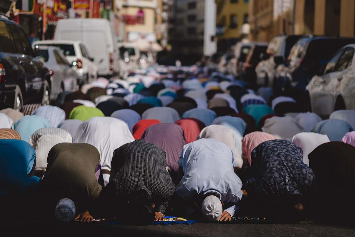 عبارات عن يوم الجمعة قصيرة مكتوبة