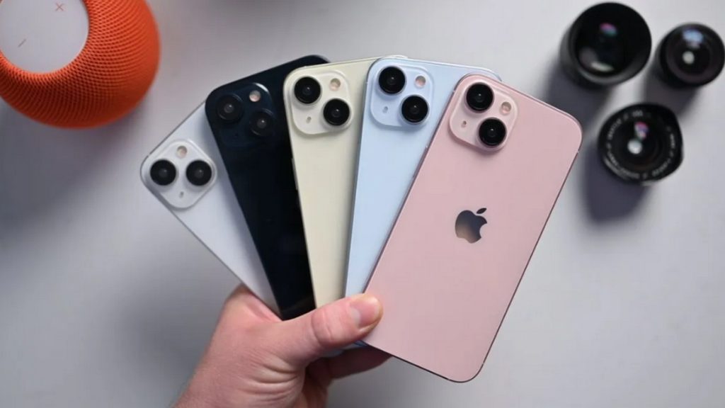 توقعات سعر ايفون 15 بالدولار بعد أن كشفت أبل عن مواصفات هاتفها الجديد iPhone 15