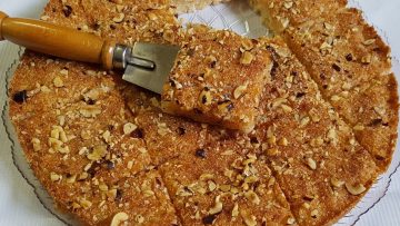 حلويات شرقية.. طريقة عمل حلوى الهريسة الدمياطي بالمكسرات سهلة وسريعة
