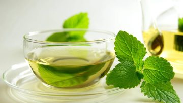 ماذا يحدث للجسم في حالة تناول الشاي الأخضر بالنعناع واهم فوائده