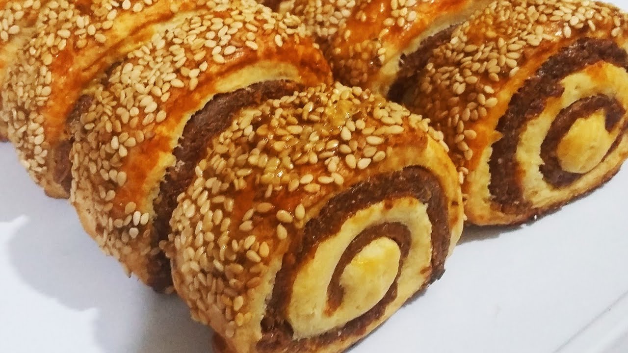 طريقة عمل كعب الغزال بالتمر